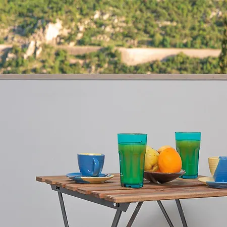 Apartament Matea - Two Bedroom With Balcony And Sea View *