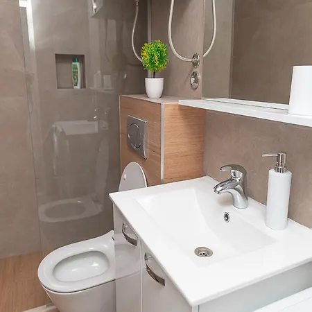 Apartament Matea - Two Bedroom With Balcony And Sea View
