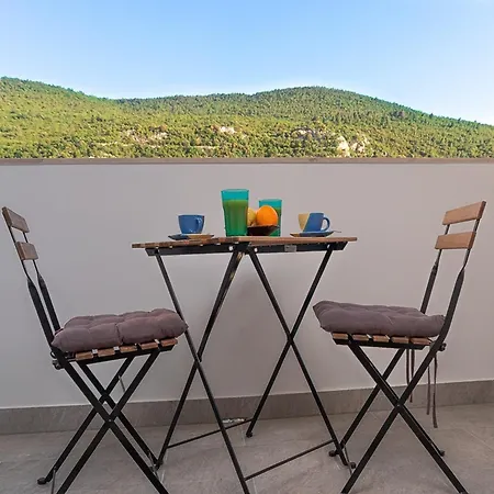 Apartament Matea - Two Bedroom With Balcony And Sea View