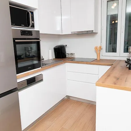 Apartament Matea - Two Bedroom With Balcony And Sea View *